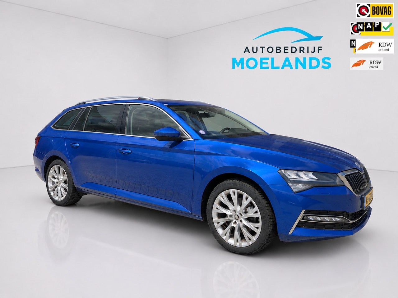 Skoda Superb Combi - 1.4 TSI iV Business Edition Plus 1.4 TSI iV Business Edition Plus - AutoWereld.nl