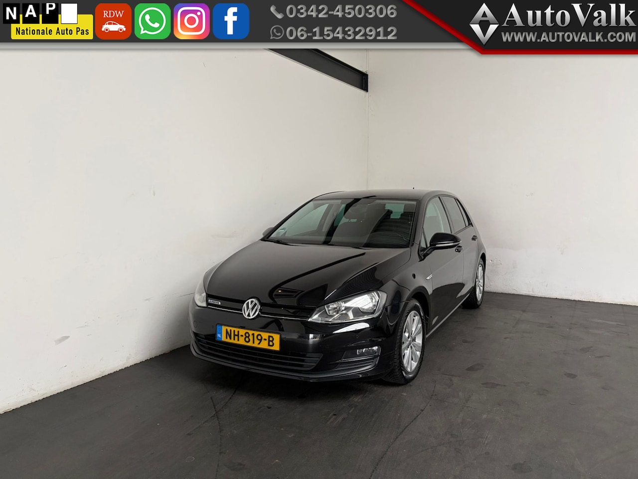 Volkswagen Golf - 1.0 TSI Connected Series. Trekhaak! - AutoWereld.nl