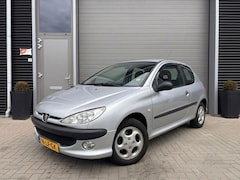 Peugeot 206 - 1.4 XS/Inruilkoopje/APK tot december 2026/Beginnersauto/