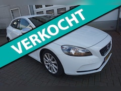 Volvo V40 - 1.6 D2 Summum /NAVI /CLIMA /NAP
