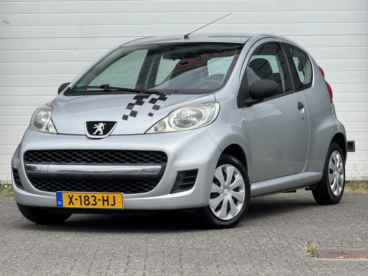 Peugeot 107 - 1.0-12V XR 1.0-12V XR | Nieuwe APK | - AutoWereld.nl