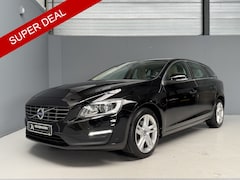 Volvo V60 - T3 Nordic+ Automaat|Leder|Xenon|Cruise