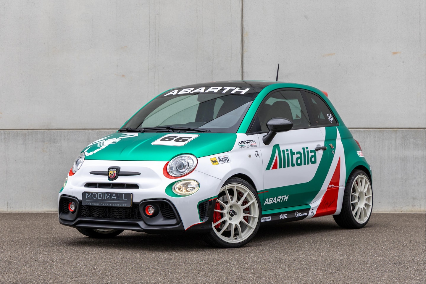 Abarth 595 - Competizione 1.4 T-Jet 201 PK | Carbon Sabelt Kuipstoelen | One of a kind ! | Nieuwstaat ! - AutoWereld.nl