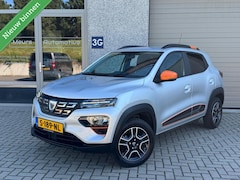 Dacia Spring - Comfort Plus (Orange Pack) 27 kWh DC Lader/Navi/Camera/All season banden/CarPlay
