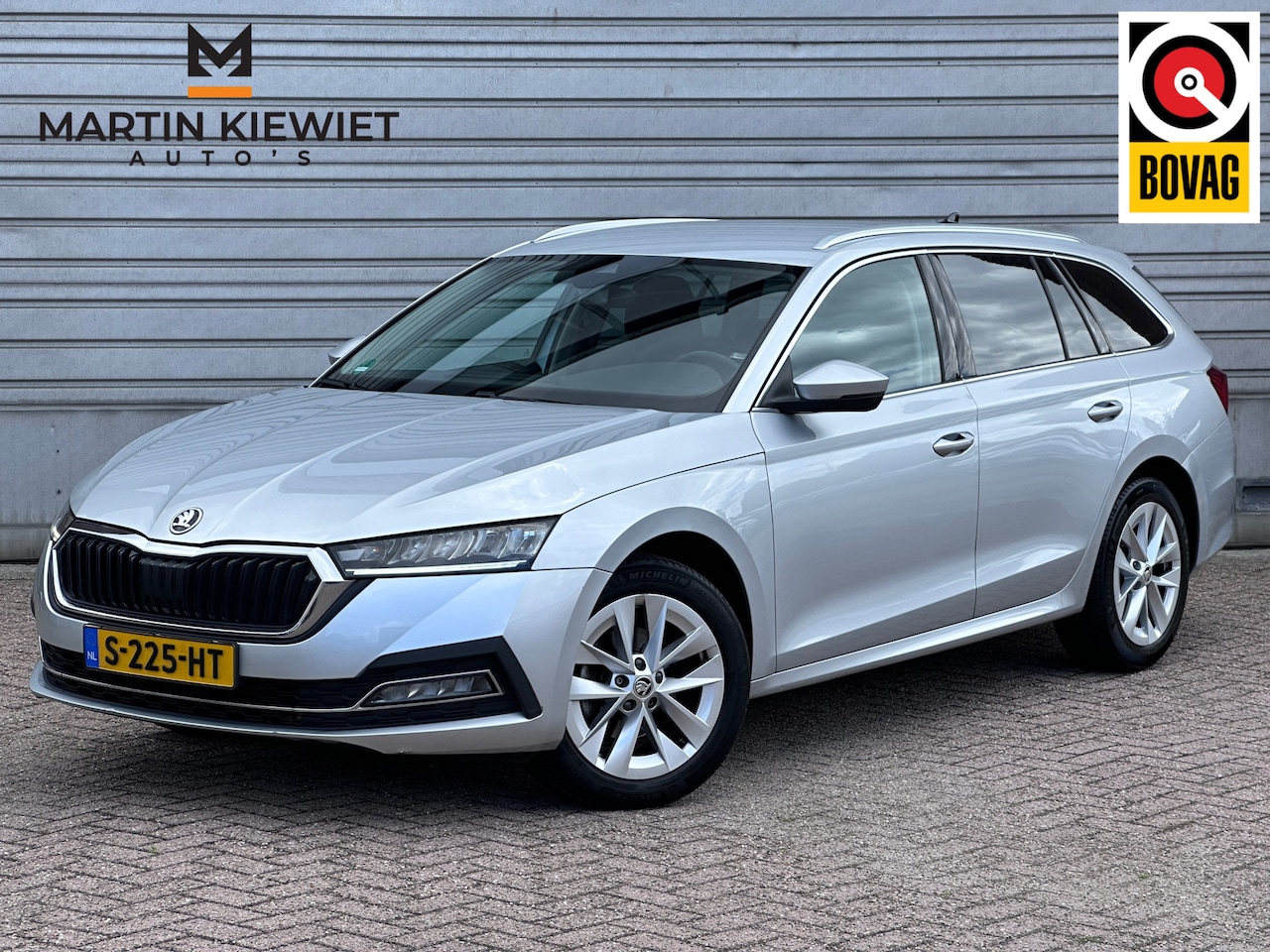 Skoda Octavia Combi - 1.5 e-TSI Business Edition Plus|Trekhaak|Adaptive Cruise Control|17" velgen - AutoWereld.nl
