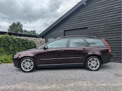 Volvo V50 - 2.4i Summum