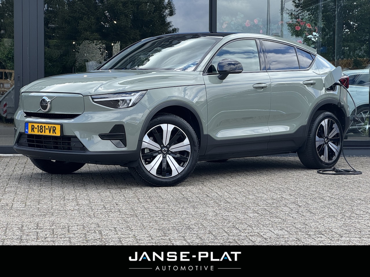 Volvo C40 - Recharge Core 69 kWh - AutoWereld.nl