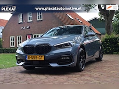 BMW 1-serie - 118i Business Edition Plus Aut. | Storm Bay Metallic | Sportstoelen | Leder | Full Led | S