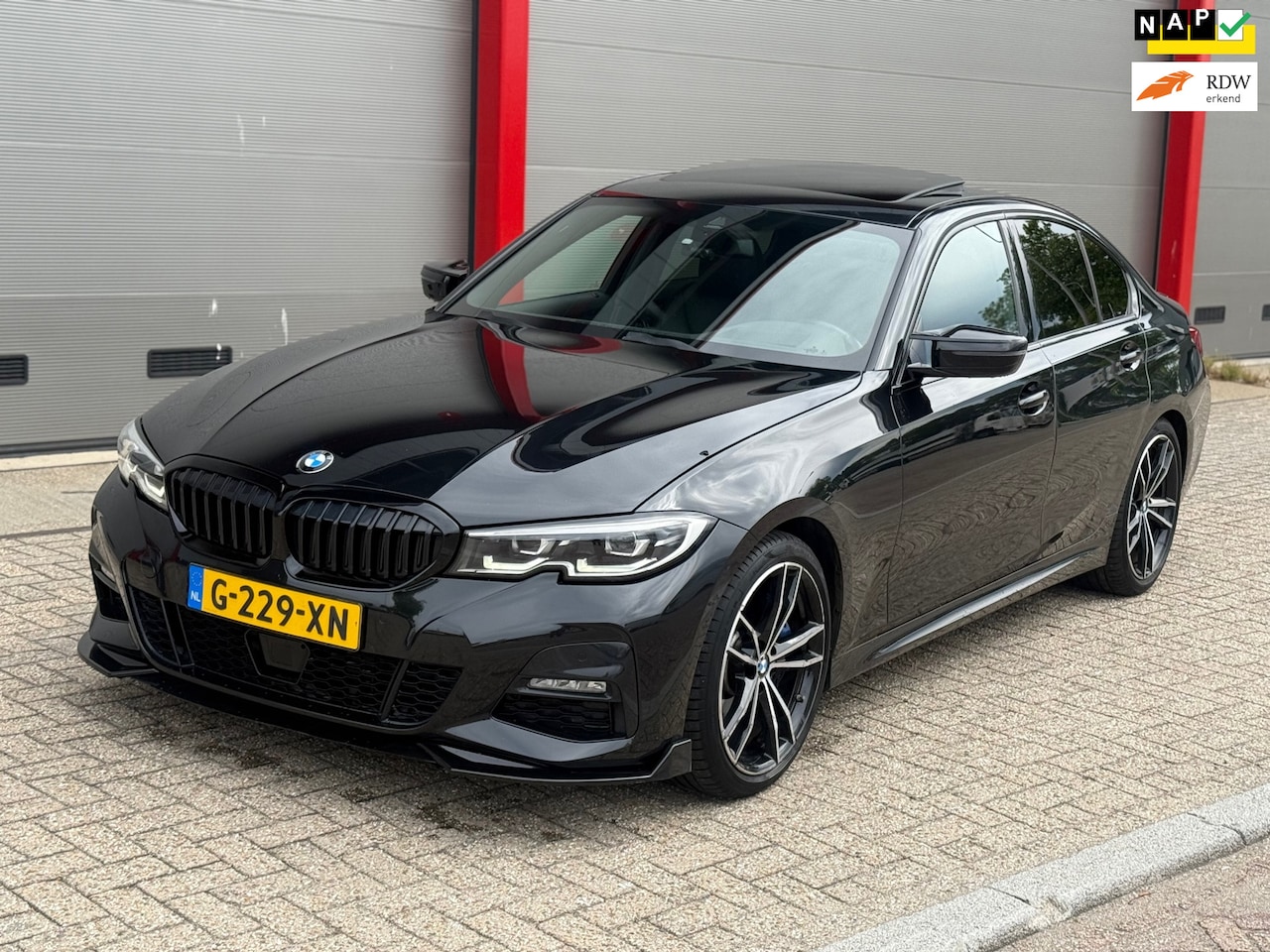 BMW 3-serie - 330i High Executive Edition | M SPORT | DEALERONDERHOUDEN |PARKEERASSISTENT |ZELFPARKEREN - AutoWereld.nl