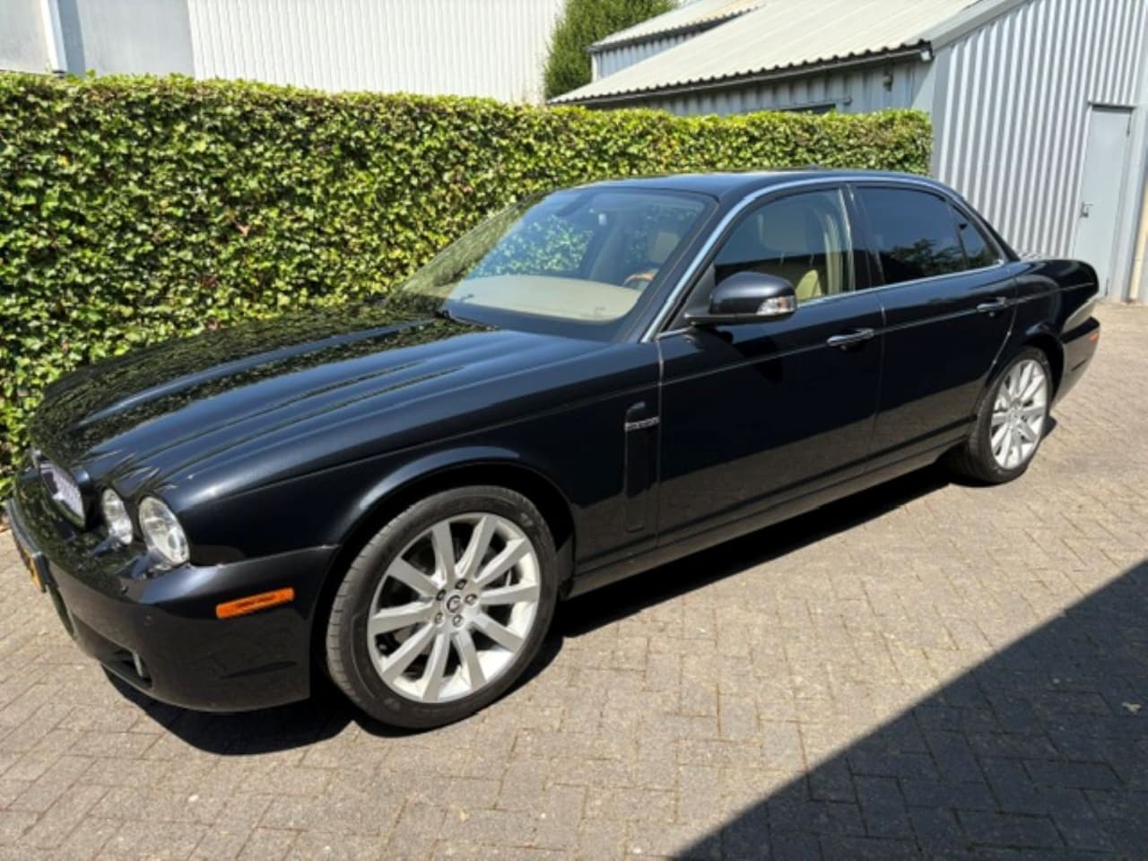 Jaguar XJ - 2.7D V6 Sovereign laatste iconische Jaguar XJ facelift model - AutoWereld.nl