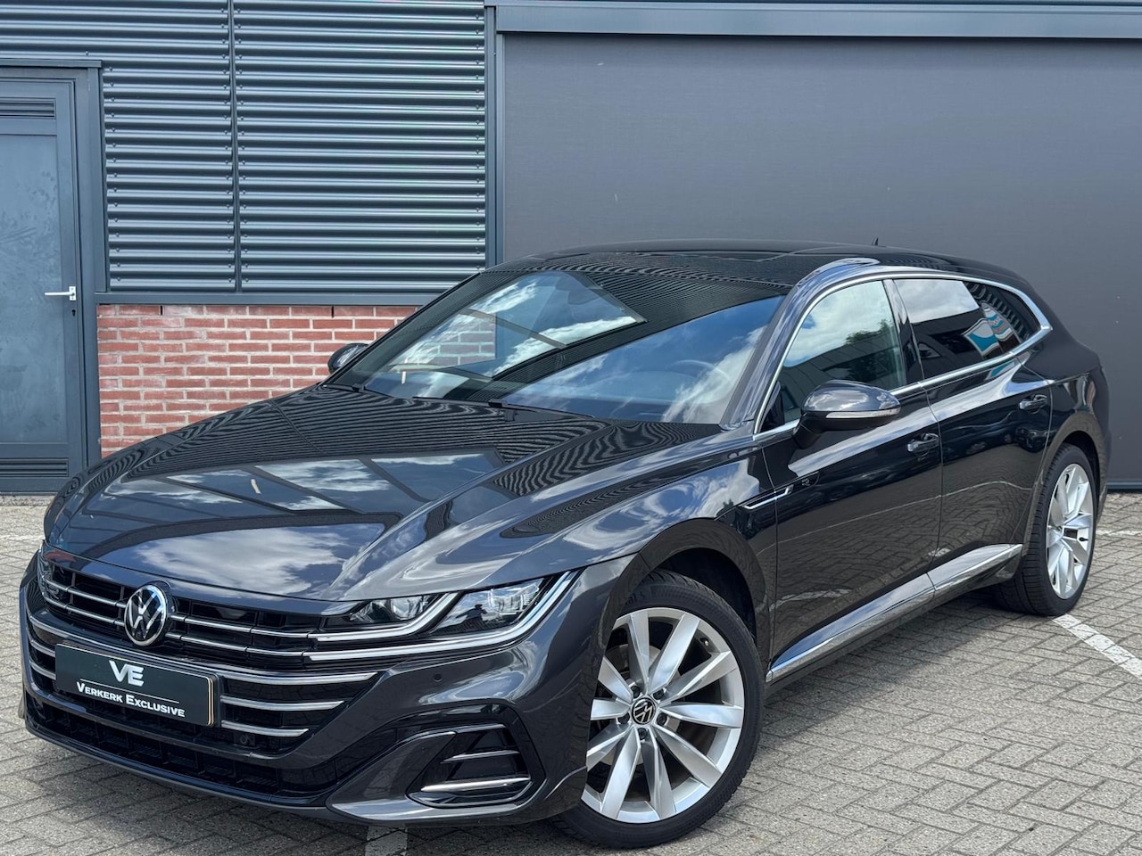 Volkswagen Arteon - Business R-line Pano Memory - AutoWereld.nl