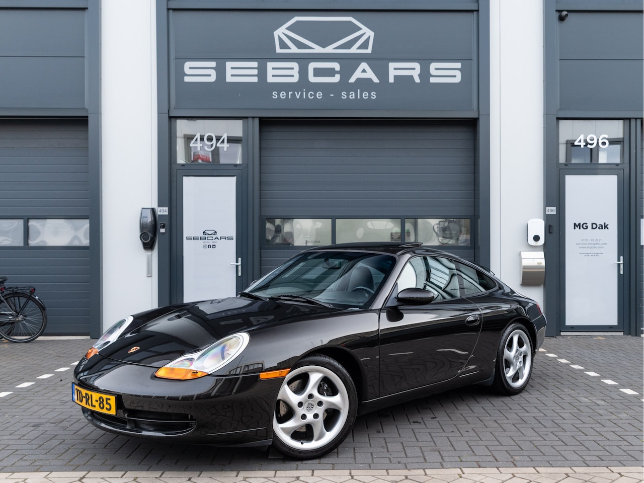 Porsche 911 - 3.4 Coupé Carrera / TECHNISCH PERFECT / ORIGINEEL NL / SCHUIFDAK / PORSCHE CLASSIS COMMUNI - AutoWereld.nl