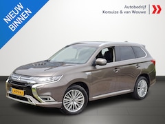 Mitsubishi Outlander - 2.4 PHEV Intense+ Trekhaak | 1e eigenaar | All season banden | Carplay