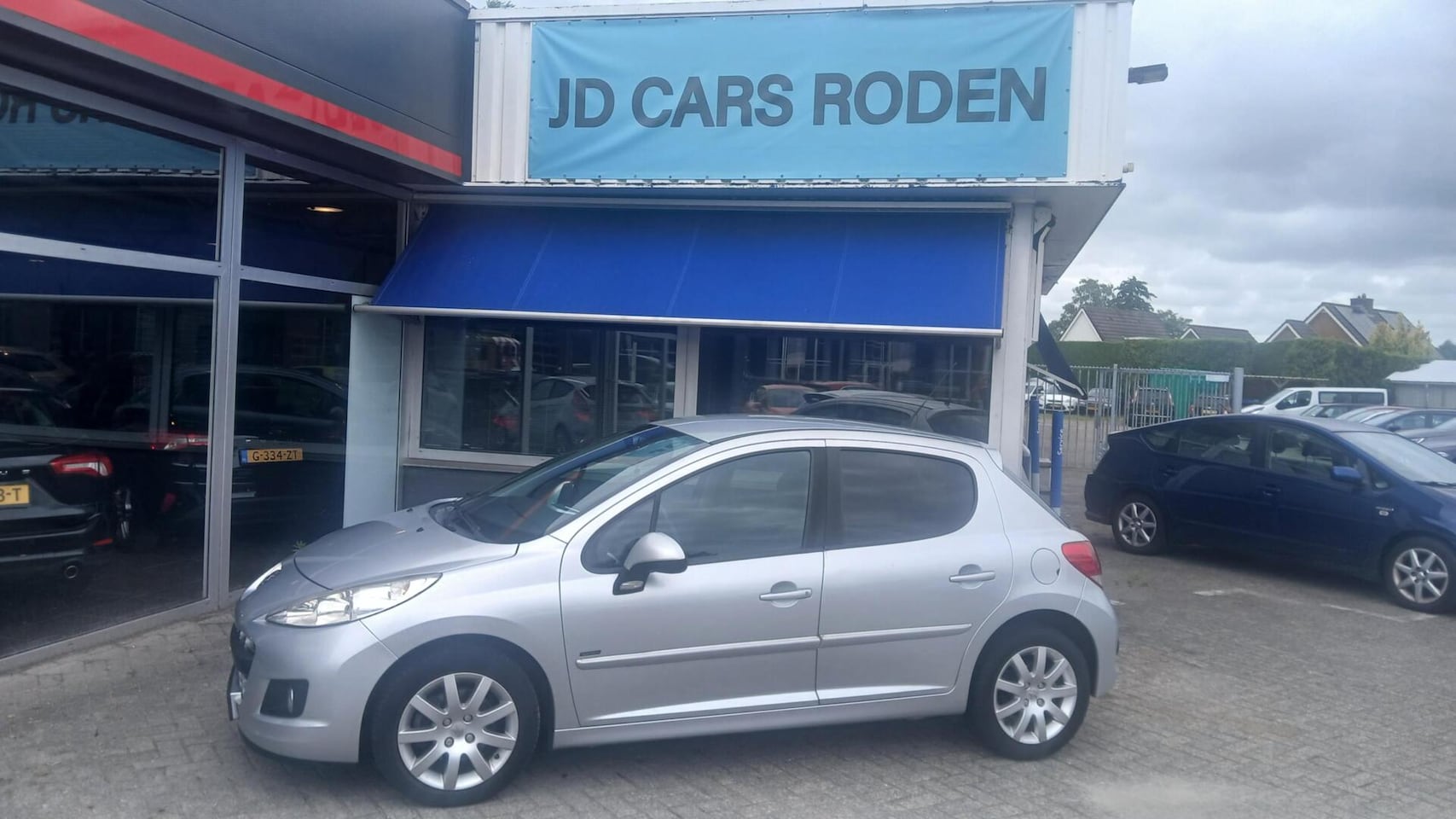 Peugeot 207 - 1.6! Executive Sport line! Apk! Lage km! Koopje - AutoWereld.nl