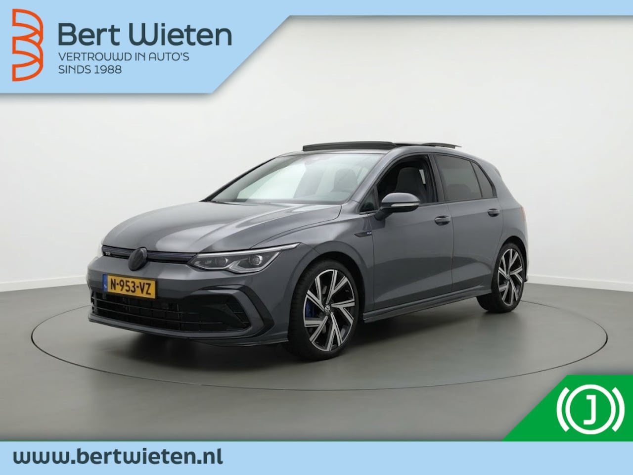 Volkswagen Golf - 1.5 eTSI R-Line | Geen import | Panoramadak | Camera | H&K | IQ - AutoWereld.nl