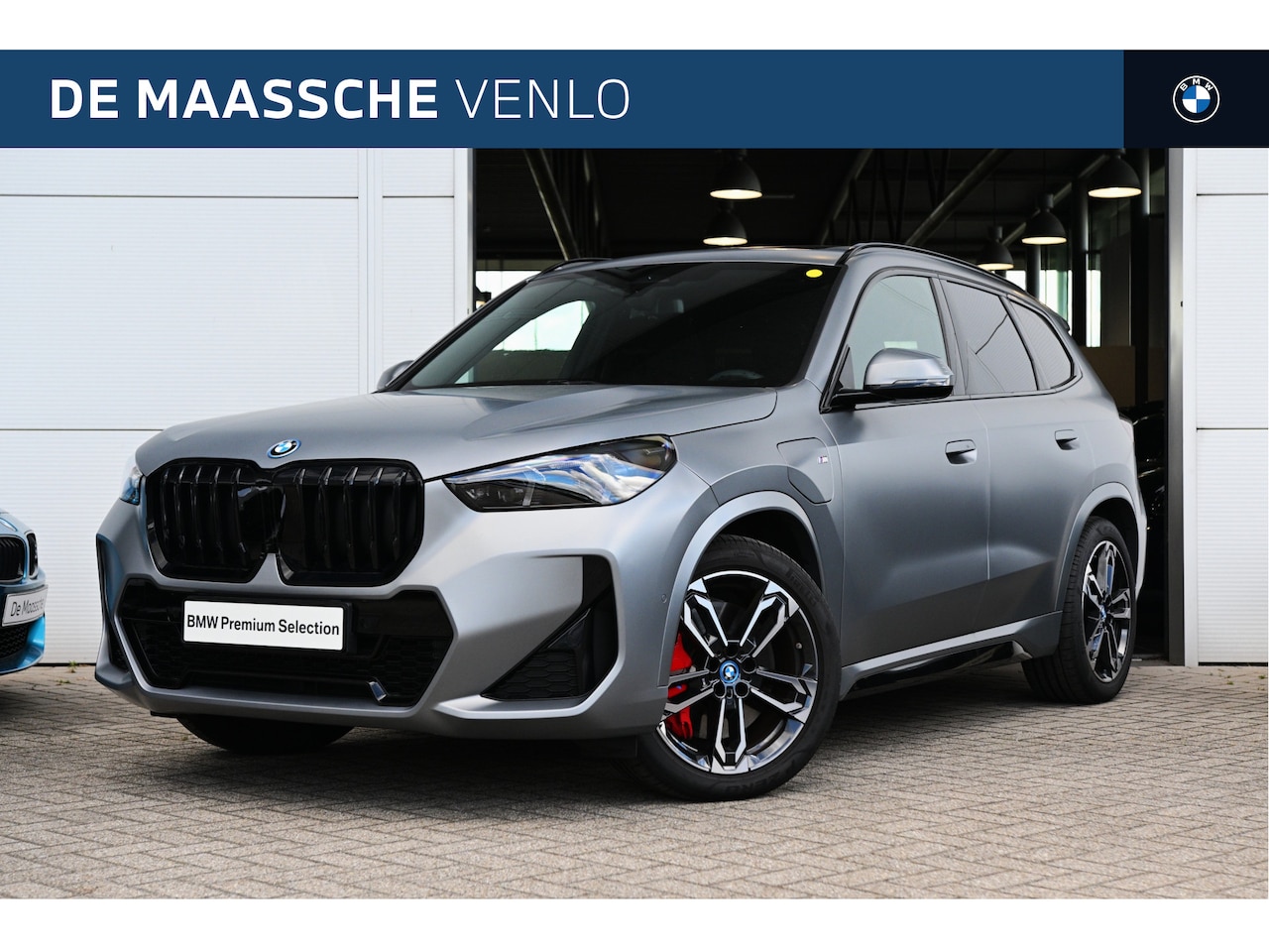 BMW X1 - xDrive25e M Sport Automaat / Panoramadak / Sportstoelen / Comfort Access / Achteruitrijcam - AutoWereld.nl