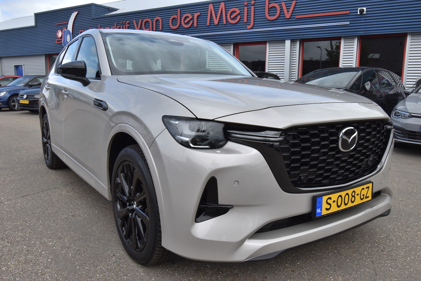 Mazda CX-60 - 2.5 E-SKYACTIV PHEV Homura 2.5 e-SkyActiv PHEV Homura , SOH 95.88%, VIRTUAL COCKPIT , LED KOPL , A UITRIJ CAM , LEDER - AutoWereld.nl
