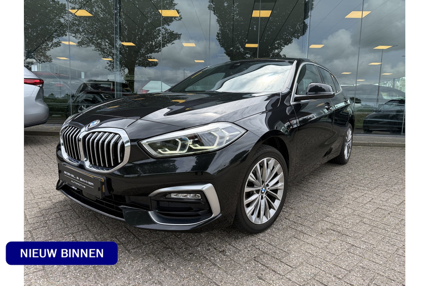BMW 1-serie - 118i Business Edition Plus ** Automaat ** Leder ** Carplay ** Stoelverwarming - AutoWereld.nl