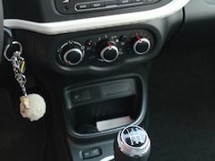 Renault Twingo - 1.0 SCe Collection
