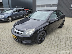 Opel Astra GTC - 1.6 Executive AIRCO/CRUISE NIEUWE APK VASTEPRIJS
