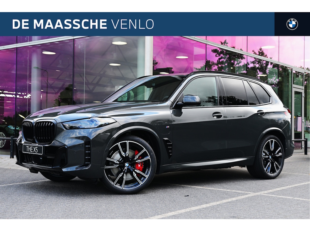 BMW X5 - xDrive50e M Sport Automaat / Panoramadak / Trekhaak / Massagefunctie / Active Steering / P - AutoWereld.nl