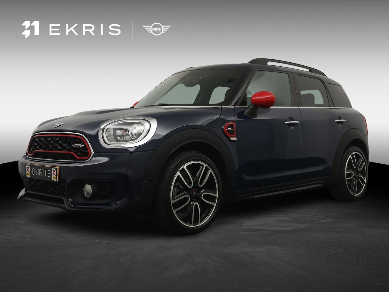 MINI Countryman - Cooper Dutch Made Edition | Stoelverwarming | Comfort access | Panoramadak | Parkeersensor - AutoWereld.nl
