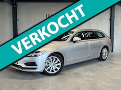 Volvo V90 - 2.0 T5 Momentum - org NL - 1e eig - Dealerond - El trekhaak - BLIS - Leer - PDC