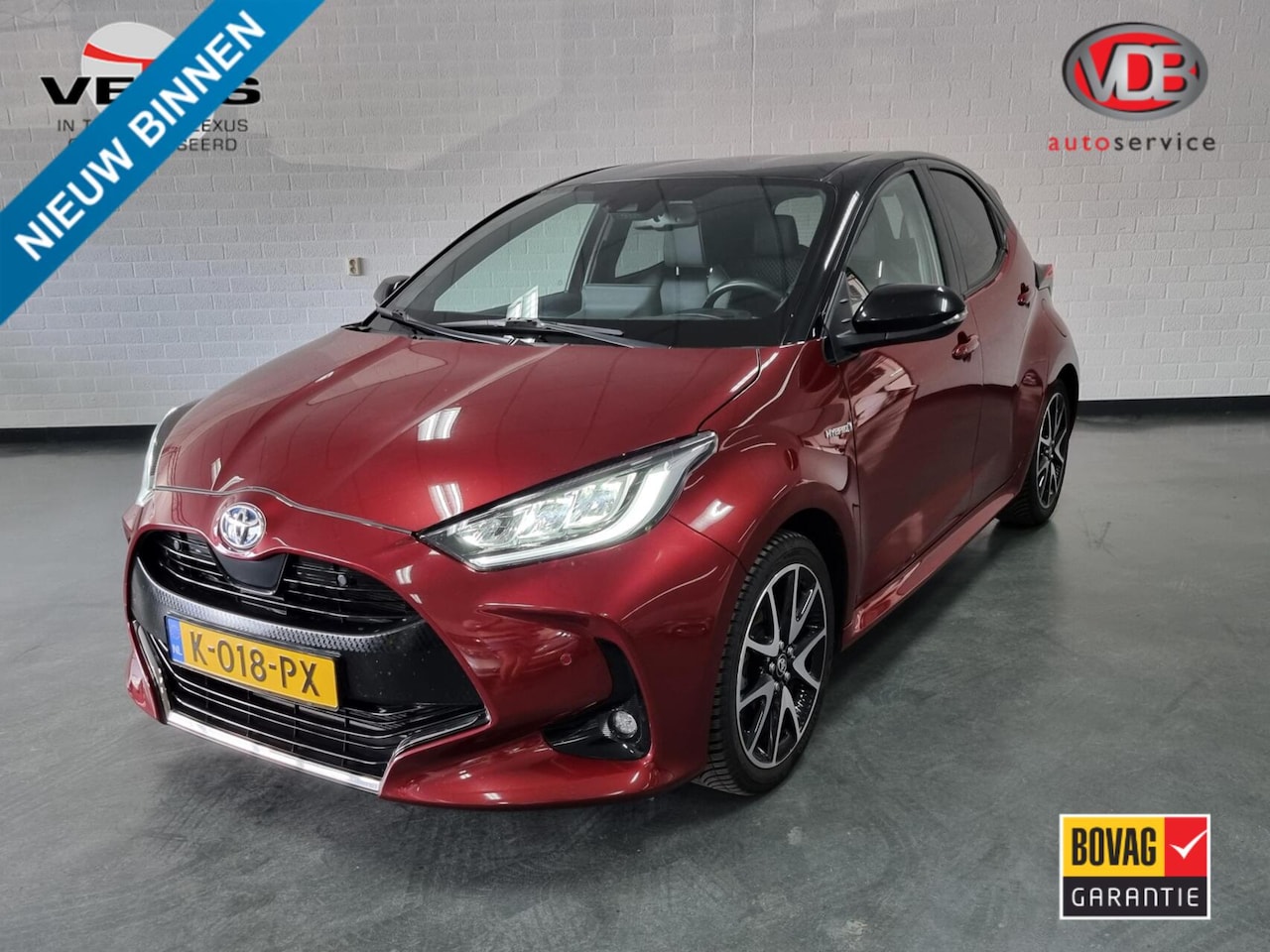 Toyota Yaris - 1.5 Hybrid Executive Bi-Tone / HUD / JBL / PDC v+a - AutoWereld.nl