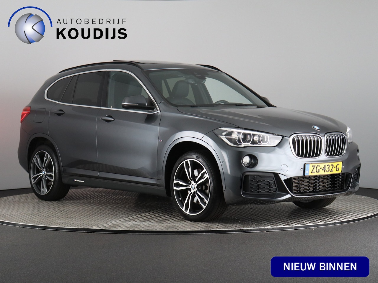 BMW X1 - xDrive25i High Executive (Afn. Trekhaak / Pano / H&K / Camera / ACC / Navi) - AutoWereld.nl