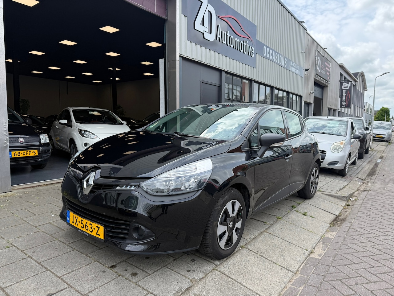 Renault Clio - 0.9 TCe Eco2 Authentique 0.9 TCe Eco2 Authentique - AutoWereld.nl