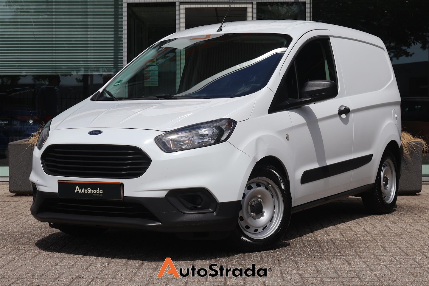 Ford Transit Courier - GB 1.5 TDCi Duratorq 100pk I EX BTW I Airco | Trekhaak | - AutoWereld.nl