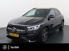 Mercedes-Benz GLA-Klasse - 180 AMG line | Pano Memory Multibeam Keyless