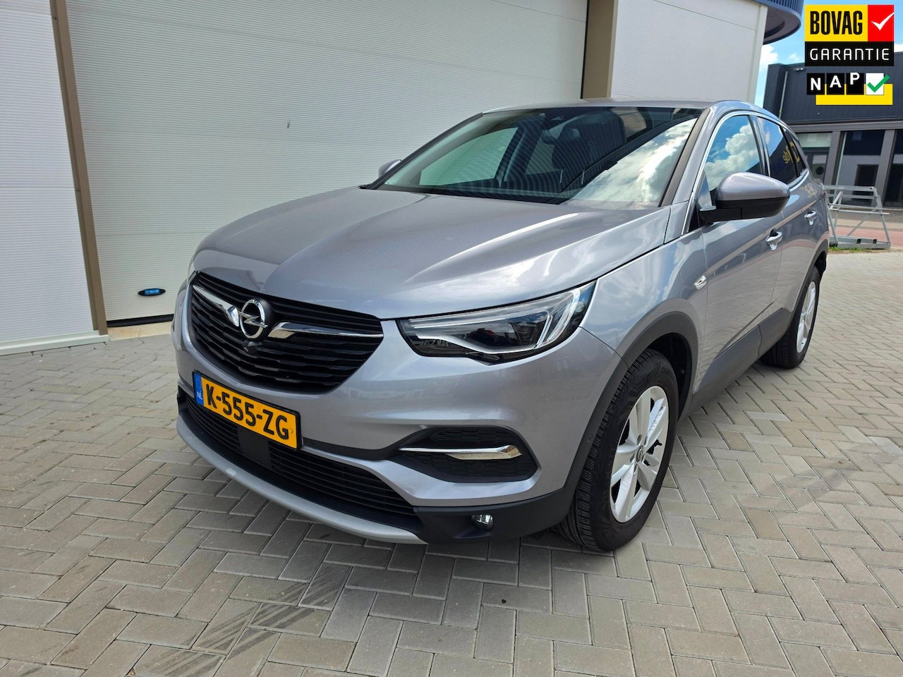 Opel Grandland X - 1.2 Turbo Business Elegance 1.2 Turbo Business Elegance - AutoWereld.nl