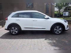 Kia e-Niro - 1.6 GDi Plug-in Hybrid DCT6 DynamicLine - 72.000 KM