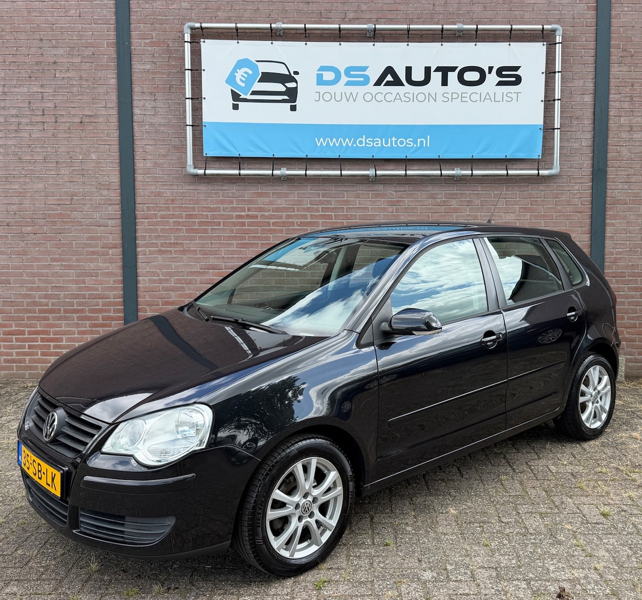 Volkswagen Polo - 1.4-16V Comfortline 1.4-16V Comfortline - AutoWereld.nl