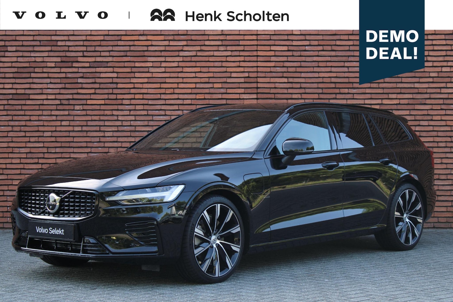 Volvo V60 - T6 Plug-in hybrid AWD Plus Dark | Panoramadak | Head-Up Display | 360 Graden Camera | Extr - AutoWereld.nl