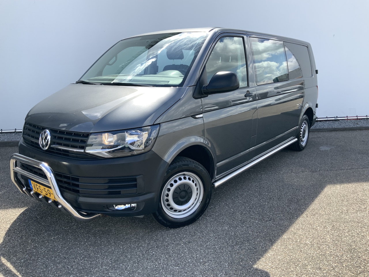 Volkswagen Transporter - MARGE !! 2.0 TDI L2H1 Dub Cab 5 Pers Airco Cruise Navi Trekhaak 2200 kg Alu Velg Side Bar - AutoWereld.nl