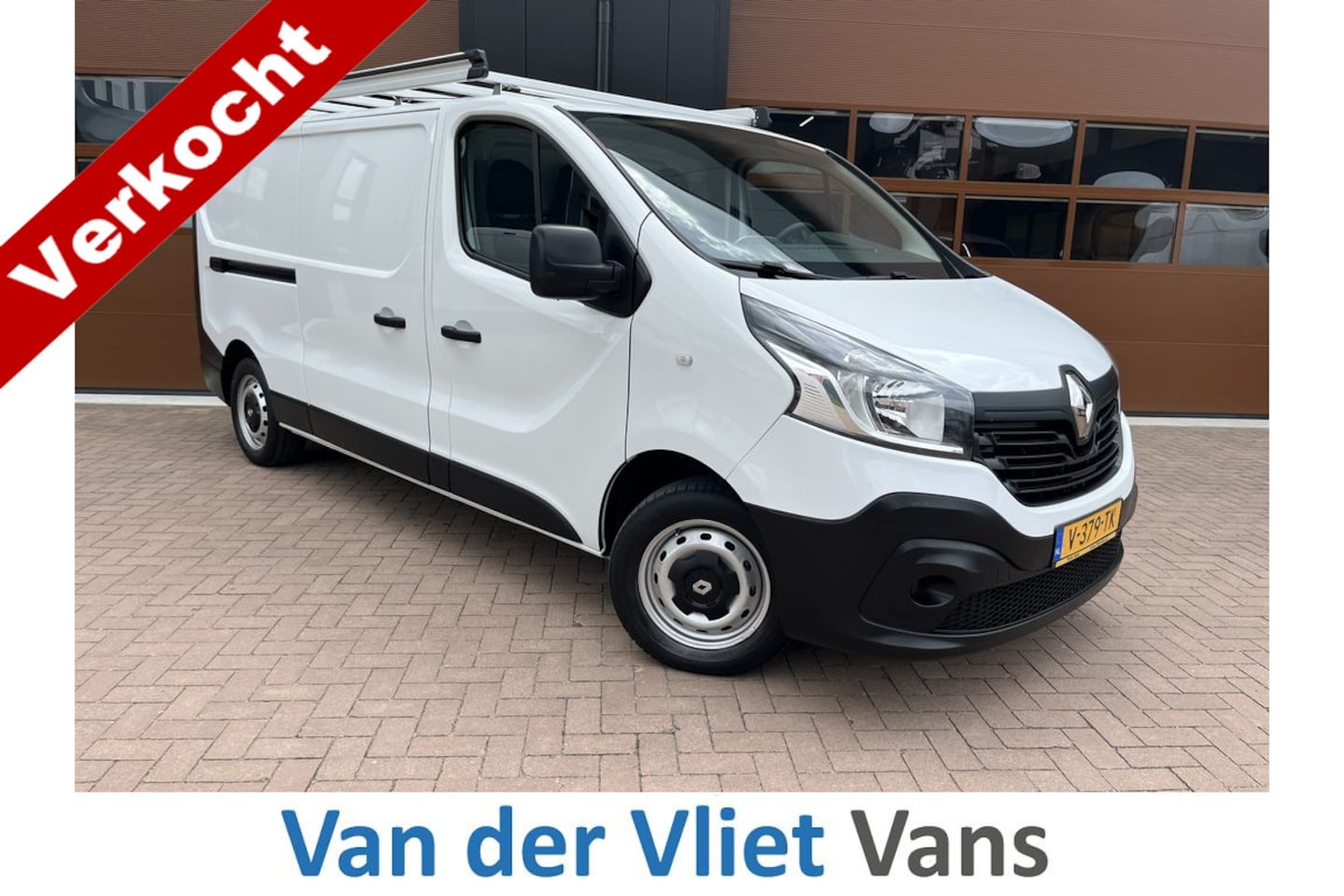 Renault Trafic - 1.6 dCi 122pk E6 L2 Comfort 3p Lease €185 p/m, Trekhaak, Imperiaal, Airco, Navi, PDC, Crui - AutoWereld.nl