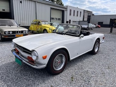 Triumph TR6 - Soft Top
