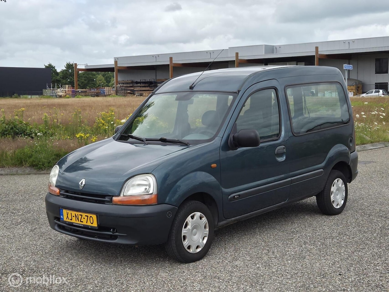 Renault Kangoo - combi 1.4 RT Invalideauto / Rolstoelauto - AutoWereld.nl