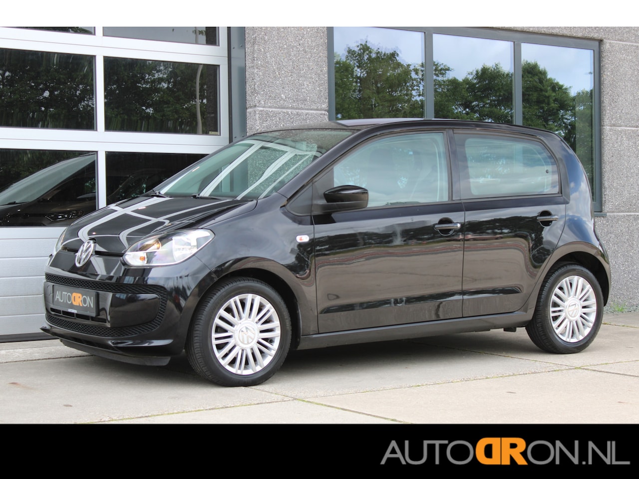 Volkswagen Up! - 1.0 up! Edition BlueMotion 5 Deurs Airco - AutoWereld.nl