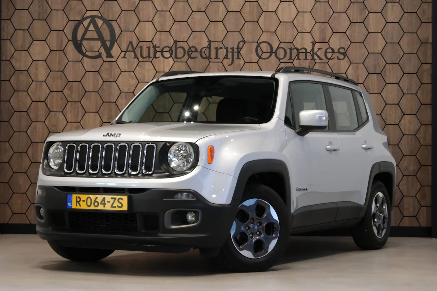 Jeep Renegade - 1.4 MultiAir Night Eagle 1.4 MultiAir Night Eagle - AutoWereld.nl