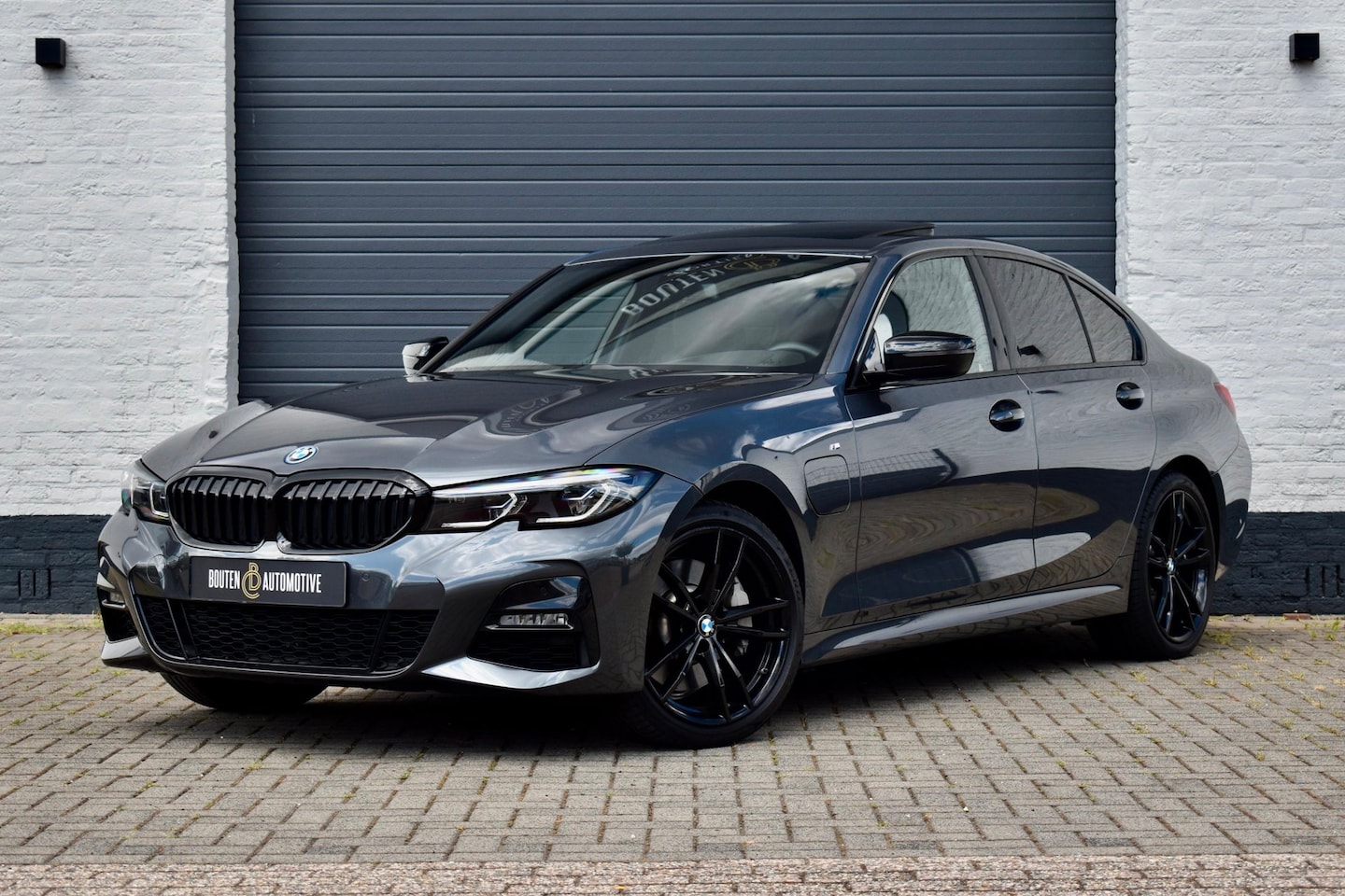 BMW 3-serie - 330e High Executive M-Sport | Pano | Laser | 19" | Leder | - AutoWereld.nl