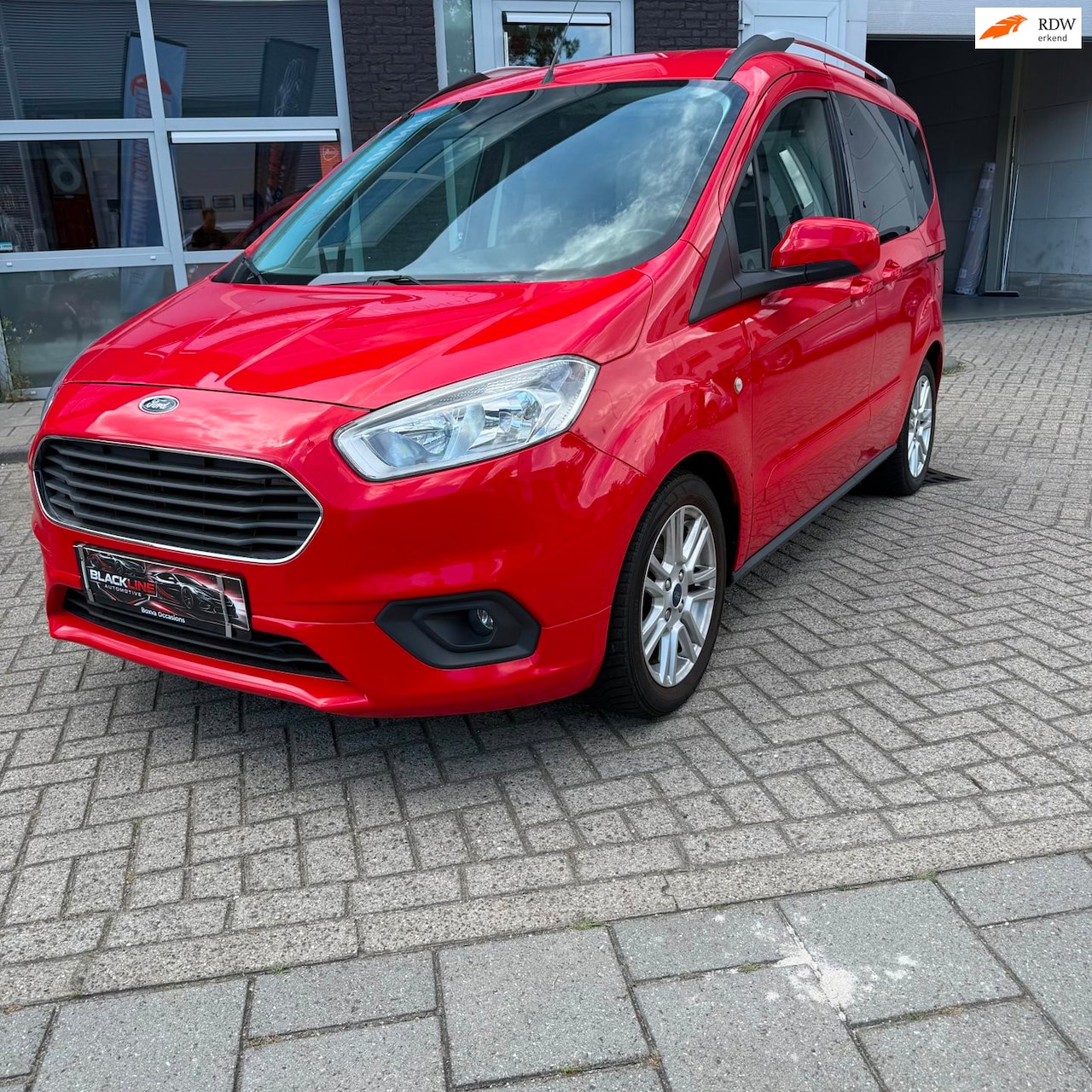 Ford Tourneo Courier - 1.0 Titanium 1.0 Titanium - AutoWereld.nl