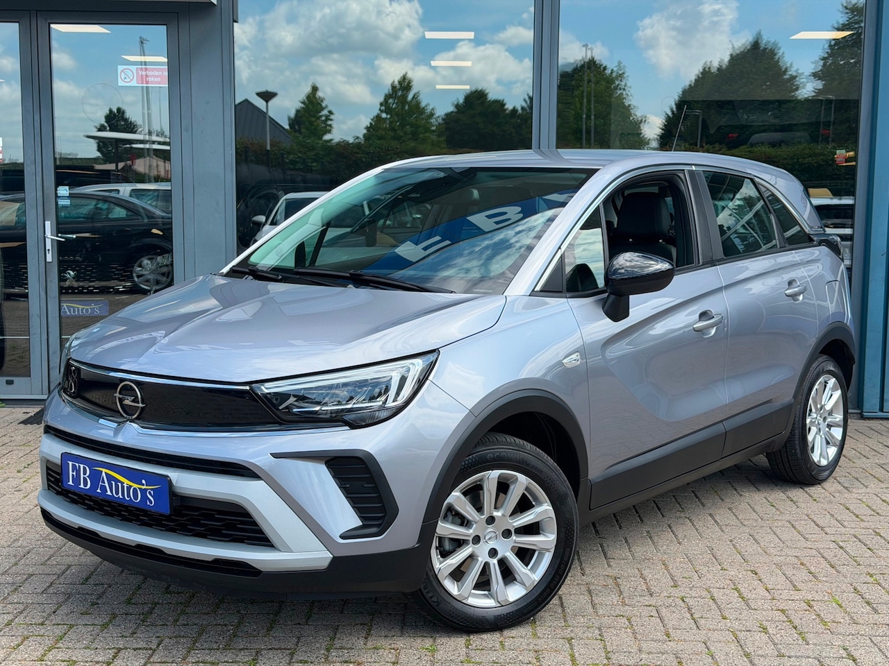 Opel Crossland - 1.2 Turbo Edition Airco Cruise Lmv Navi - AutoWereld.nl