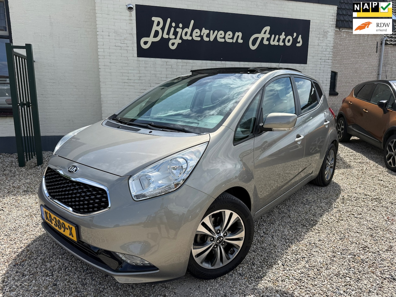 Kia Venga - 1.4 CVVT ExecutiveLine Clima | Camera | Stoel & Stuur VW. | Navi |PanoDak Trekhaak Afnb. - AutoWereld.nl