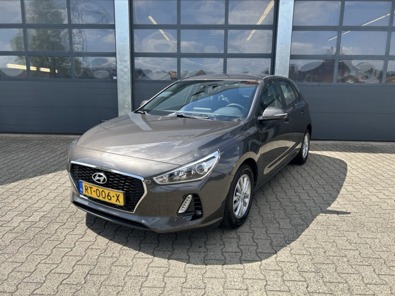 Hyundai i30 - 1.0 T-GDi Comfort 1.0 T-GDi 120pk Comfort - AutoWereld.nl
