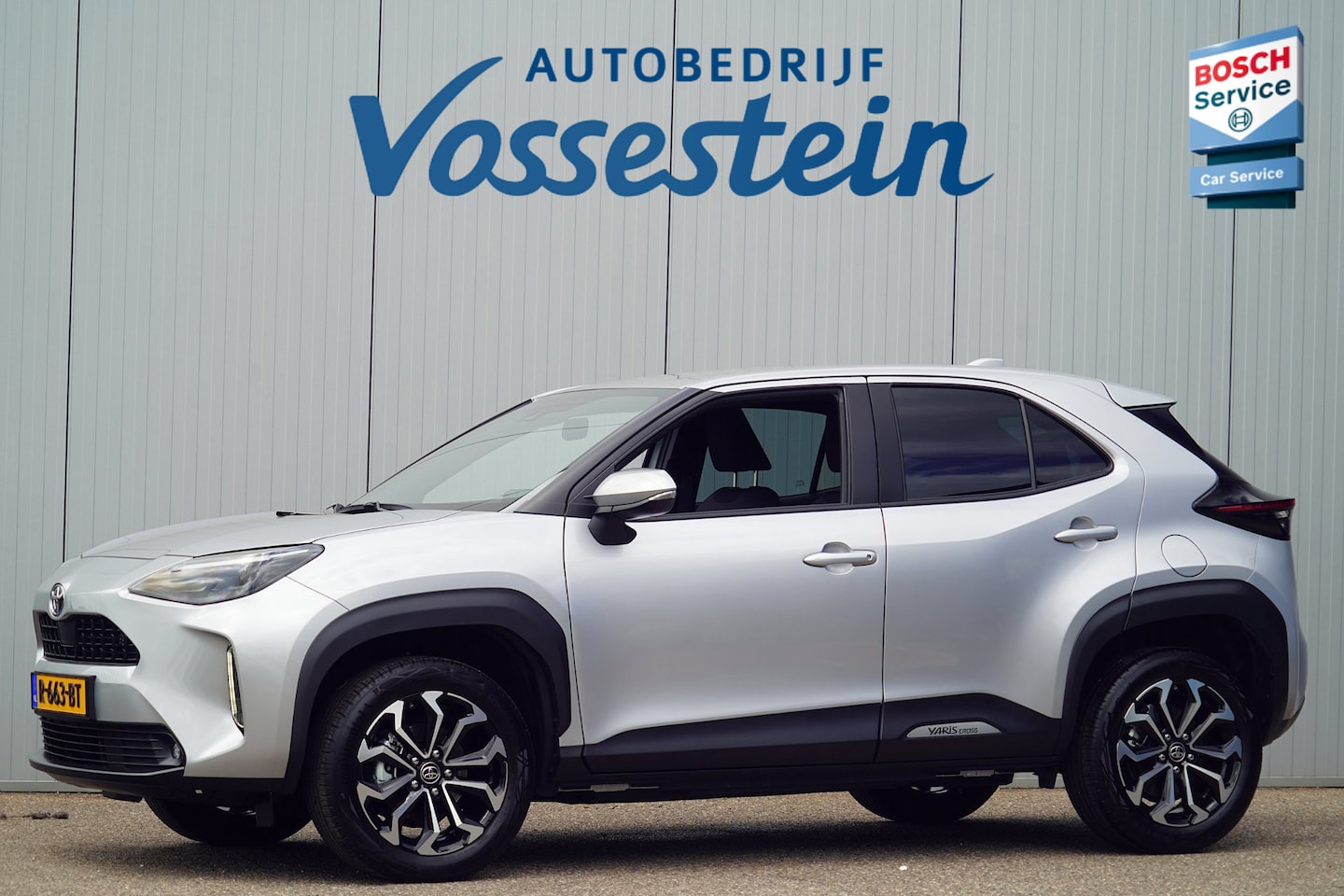 Toyota Yaris Cross - 1.5 Hybrid First Edition / 1e Eigenaar / 5dkm NAP / NL-Auto / Camera / Navi / Climate - AutoWereld.nl