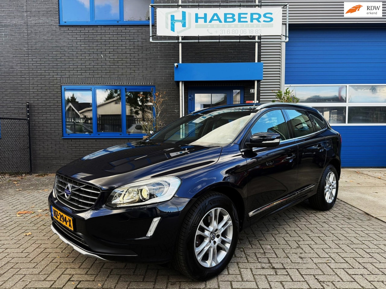 Volvo XC60 - 2.0 D4 FWD Ocean Race 190PK|Face Lift|Navi|Xenon/Led|AUT|PANO|Leder|Memmory|Trekhaak|Stoel - AutoWereld.nl