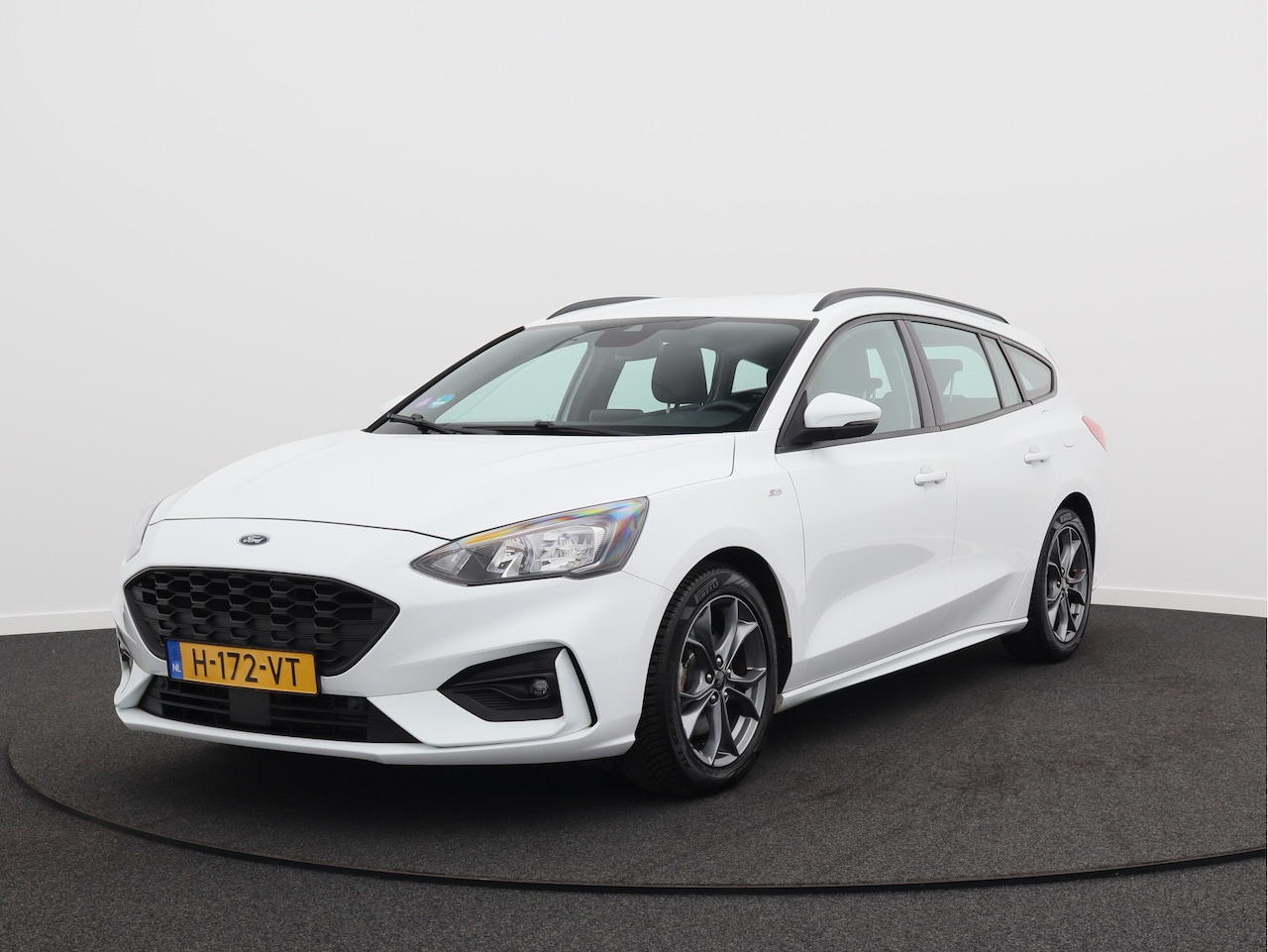 Ford Focus Wagon - 1.0 EcoBoost ST Line Business/ lage km! - AutoWereld.nl